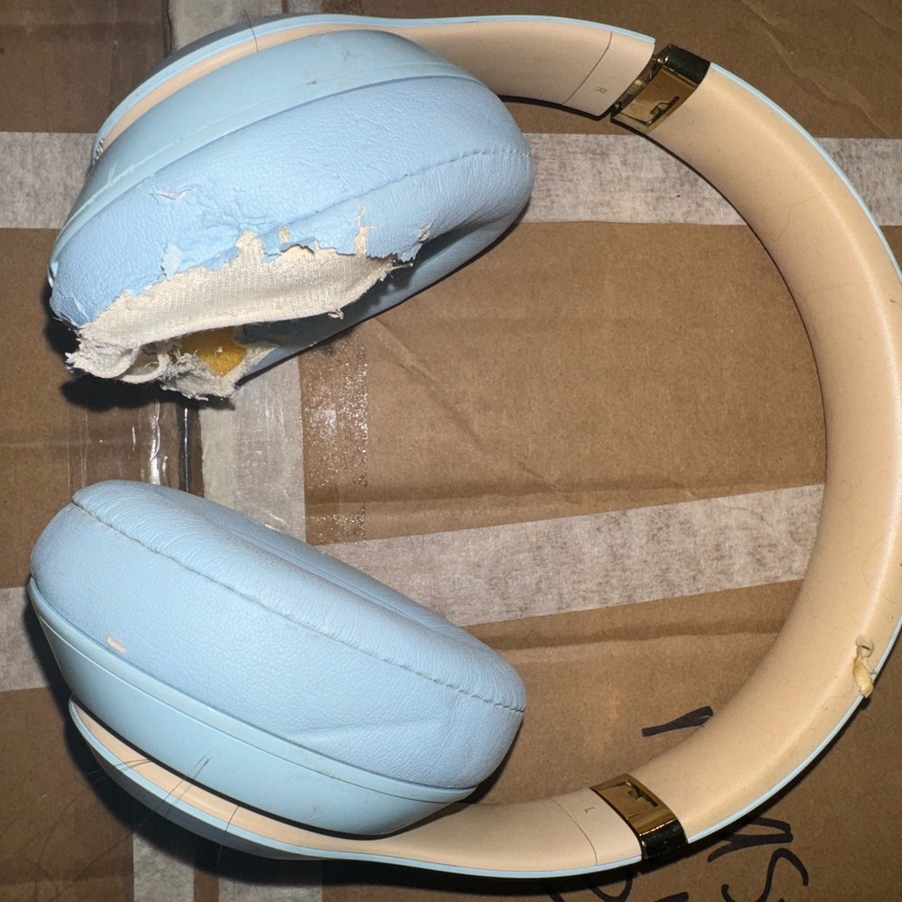 Beats Studio 3